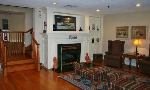 Hotel National Heritage Inn And Suites