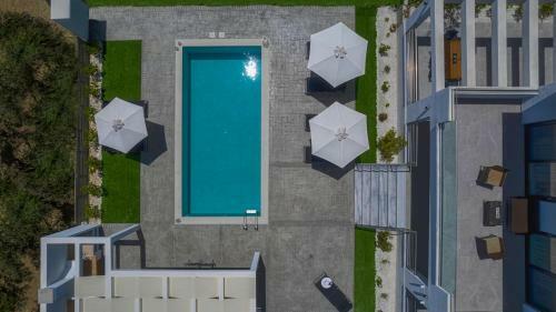 Johnny's White Luxury Villa
