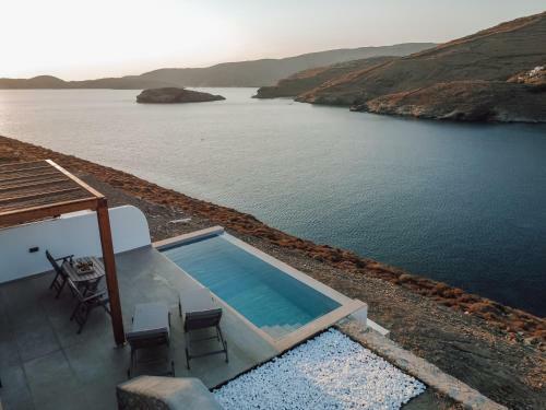 Hotel Ble Kythnos Suites