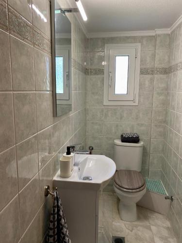 Thalassa - Modern Apartment In Villa With Garden