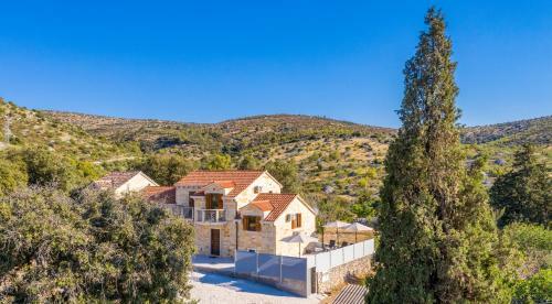 Villa Izabela With Private Pool And Beautiful View