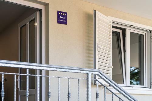 Bokarica Apartments