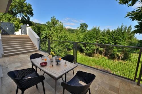 Apartments Villa Gara