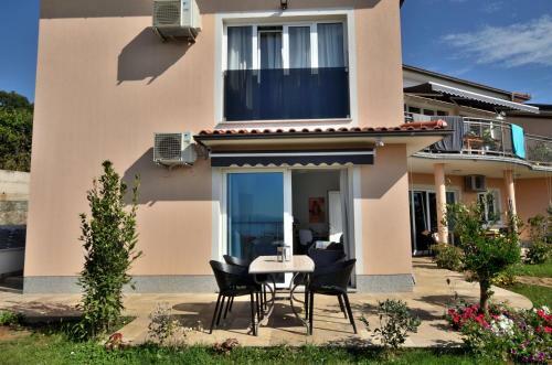 Apartments Villa Gara