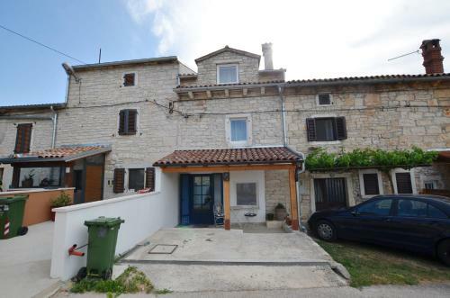 Anela House