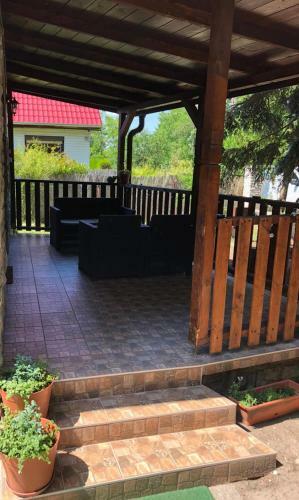 Lomb Apartman - G�rdony