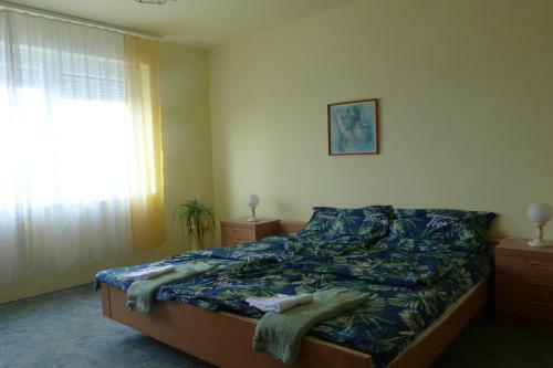 Labdarozsa Apartmanhouse