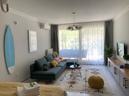 A Chic Lakeside Dig - Alexandra Apartment Fonyod