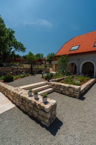 Hotel Mandilla