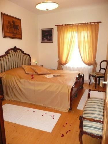 Hostal Ginavilla