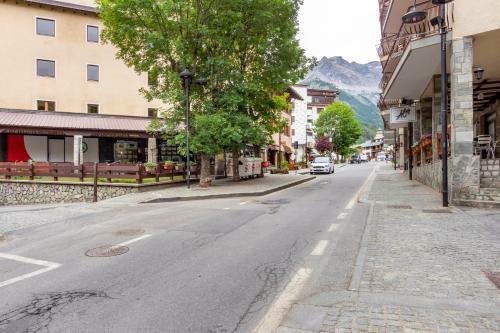 Bardonecchia Mountain Holiday Apartment