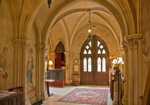 Hotel Abbaye Des Vaux De Cernay