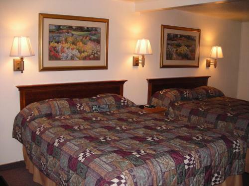 Falls Motel
