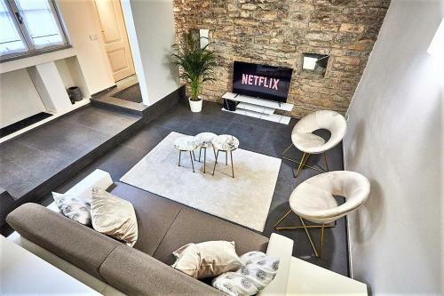 Apartamento Astra-modern Loft Cathedral View