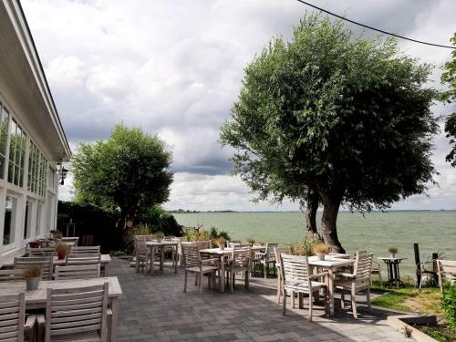 Attractive Holiday In Edam With Garden