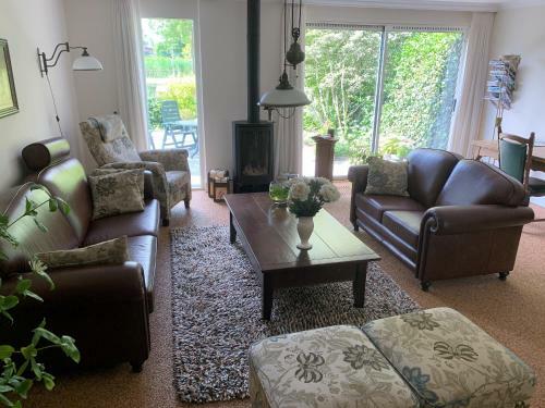 Villa Gorinchem, Spacious House, Terrace At The Water
