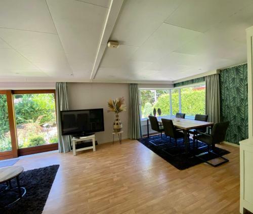 Boslaanhuisje