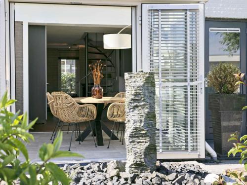 Lovely Holiday Home With A View Over The Oosterschelde