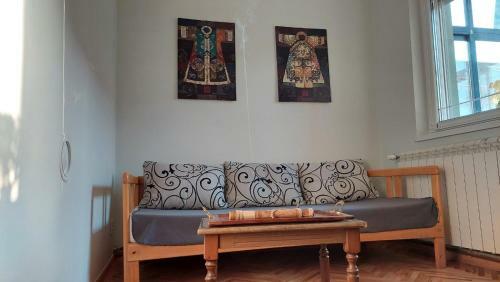 Apartman - Kuca Inna