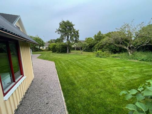 Villa Classic Swedish House 5 Min From The Beach