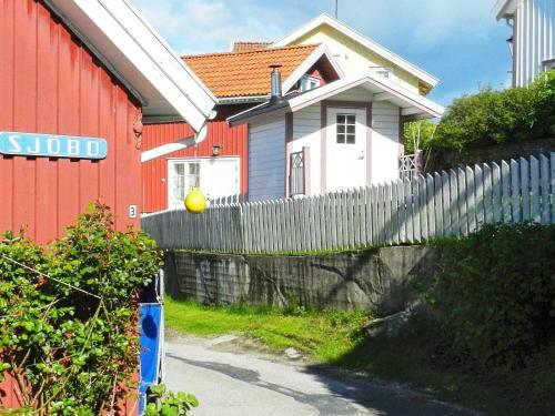 Holiday Home Fiskeb�ckskil IV