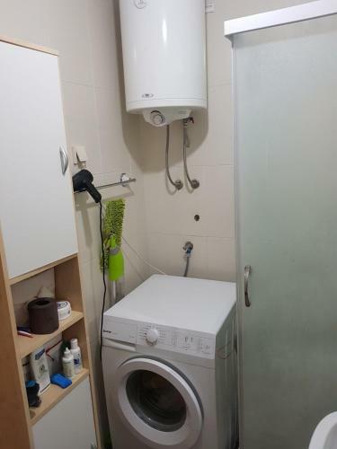 Exit Apartment