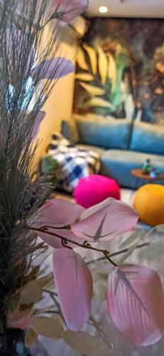 Apartamento Malac New Equipped Condo Within The City Core