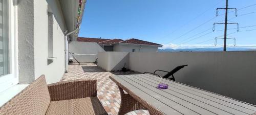 Apartament 2 Camere + Terasa 40mp