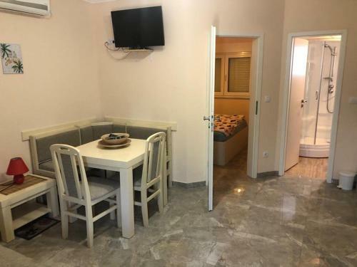 Apartmani Lara