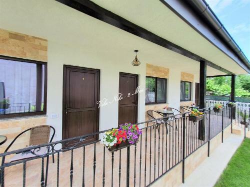 Hostal Vila Niki