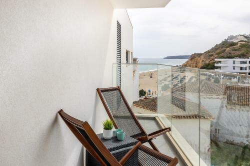 Frontline Seaview Apartment