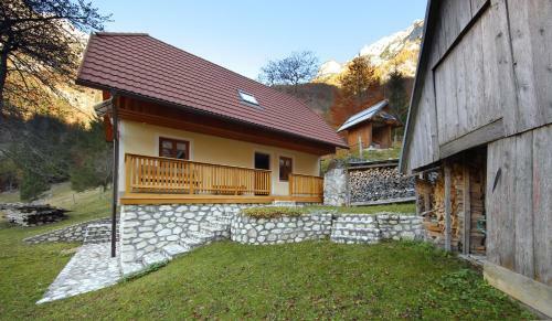 Zadnjica Holiday House