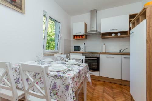 Apartment Juratovec