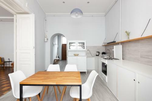 Passage Apartment