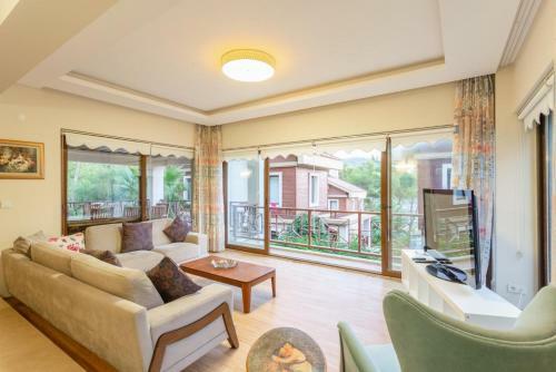 G�cek Deniz Manzaral? 4+2 Sami Villa