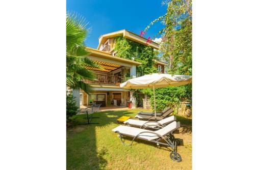 G�cek Deniz Manzaral? 4+2 Sami Villa