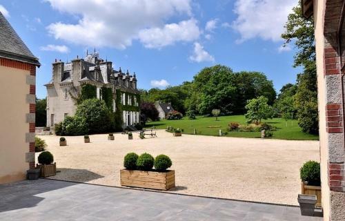 Bed & Breakfast Manoir De Kerangosquer