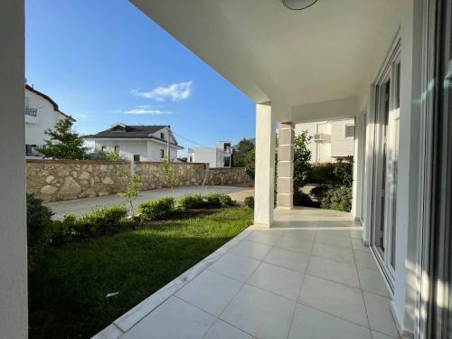 Orka Royal Hills Apartments E2 Private Entrance