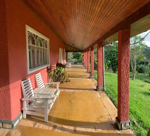 Casa Na Serra Com Cachoeira