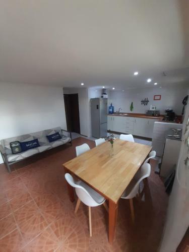 Casa A Pasos de Playa Aguas Blancas, Maitencillo