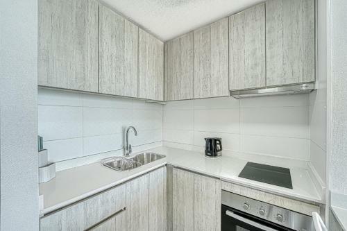 Apartamento Vista Azul 2br W/ Wifi, Pool, Parking & View
