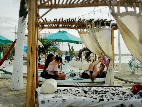 Hotel Restobar Costa Azul