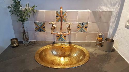 Hostal La Placeta Guesthouse