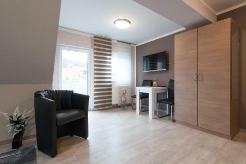 Hotel L�we Lehrberg