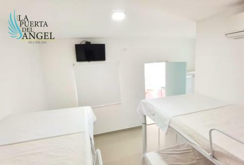 Hotel La Puerta Del �ngel Isla