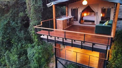 Humming Bird Garden Glamping