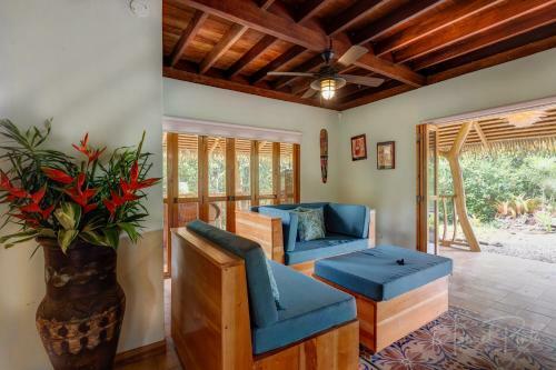 Casa Canopy Pool House 4wd Required