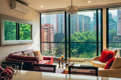 Apartamento Poblado, Great Location, Luxury Building