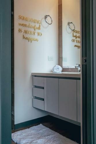 Apartamento Poblado, Great Location, Luxury Building