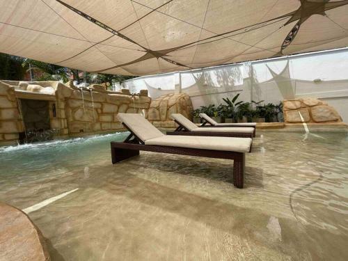 Provenza 8bedroom Home